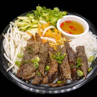 Grilled Beef Vermicelli Bowl